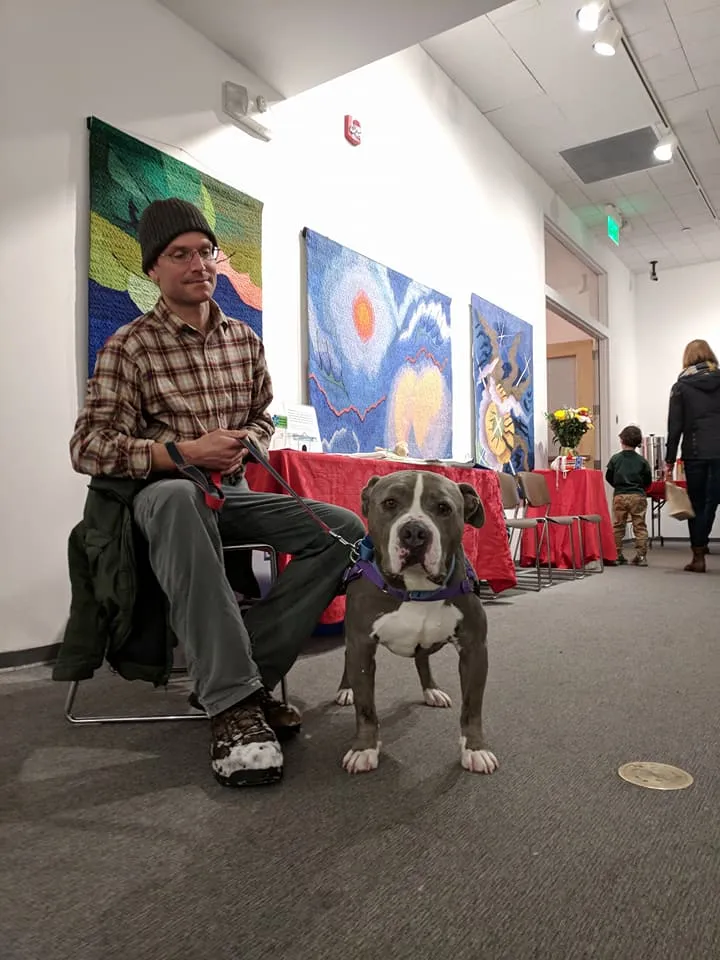 Pitbull wordt geadopteerd door zijn favoriete vrijwilliger en is de gelukkigste hond ooit 5